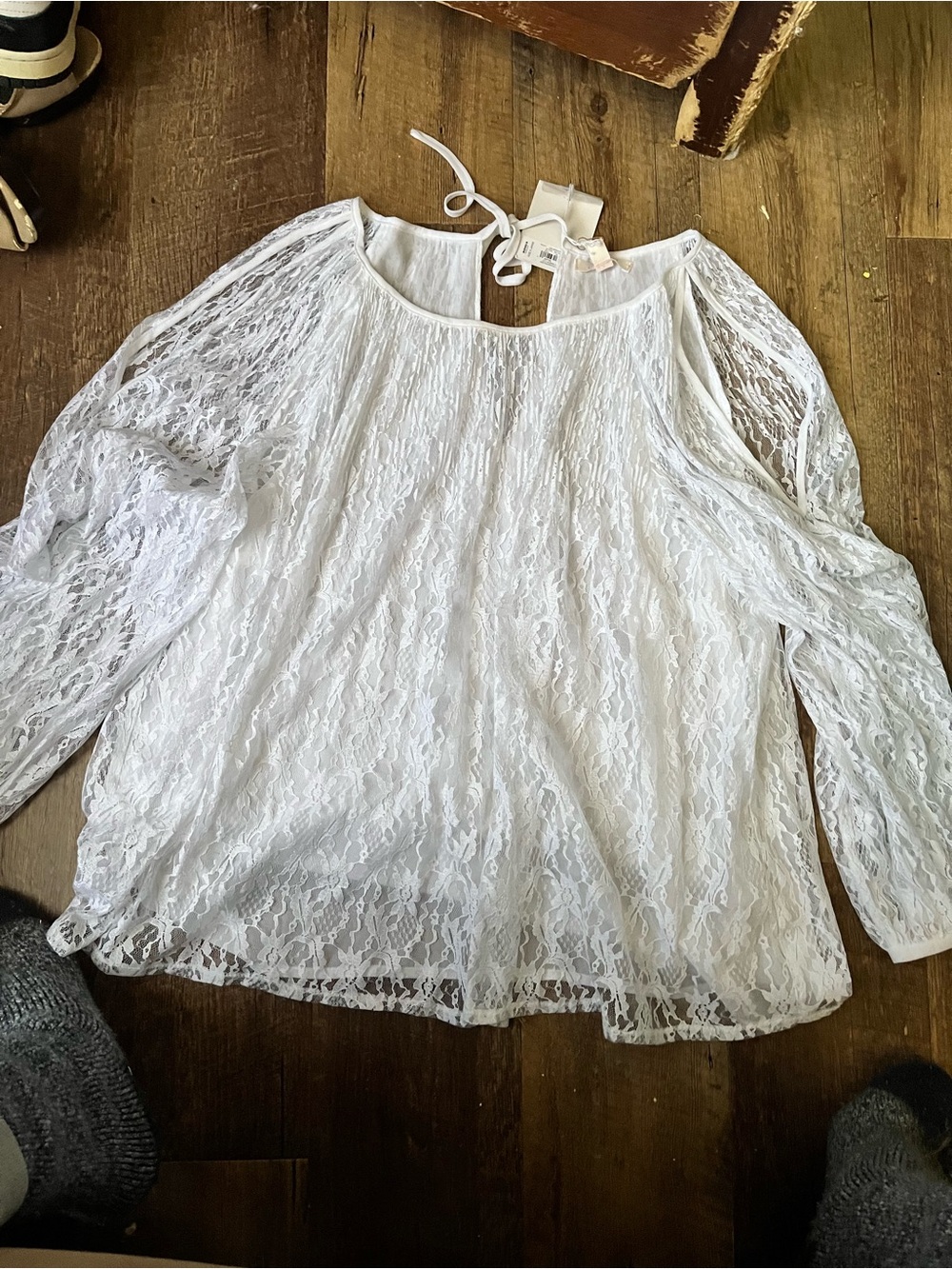 LC Lauren Conrad White Lace Cold-Shoulder Blouse